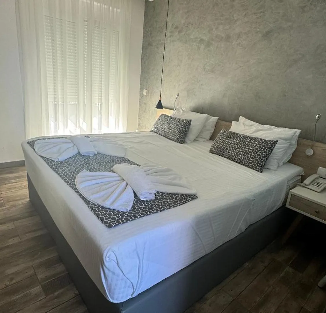 Remis Studios Rethymno